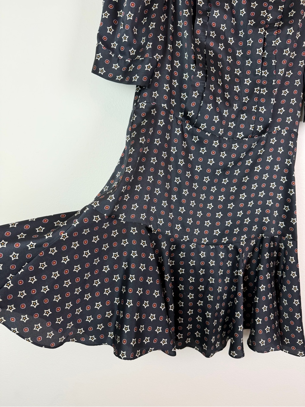 Sandro Short Star-Print Satin Dress with Rhinestone Neckline Size 36 US 4 - Picture 9 of 16